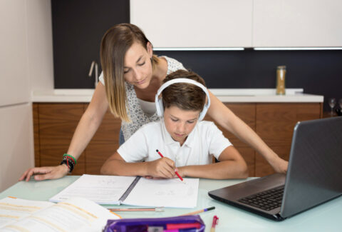 Online Tuition in the UK- A Guide for Parents banner